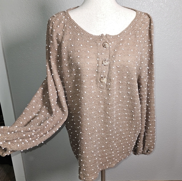 Perch by Blu Pepper Lightweight Sweater with tiny pompom texture with buttons 2x - Picture 2 of 12